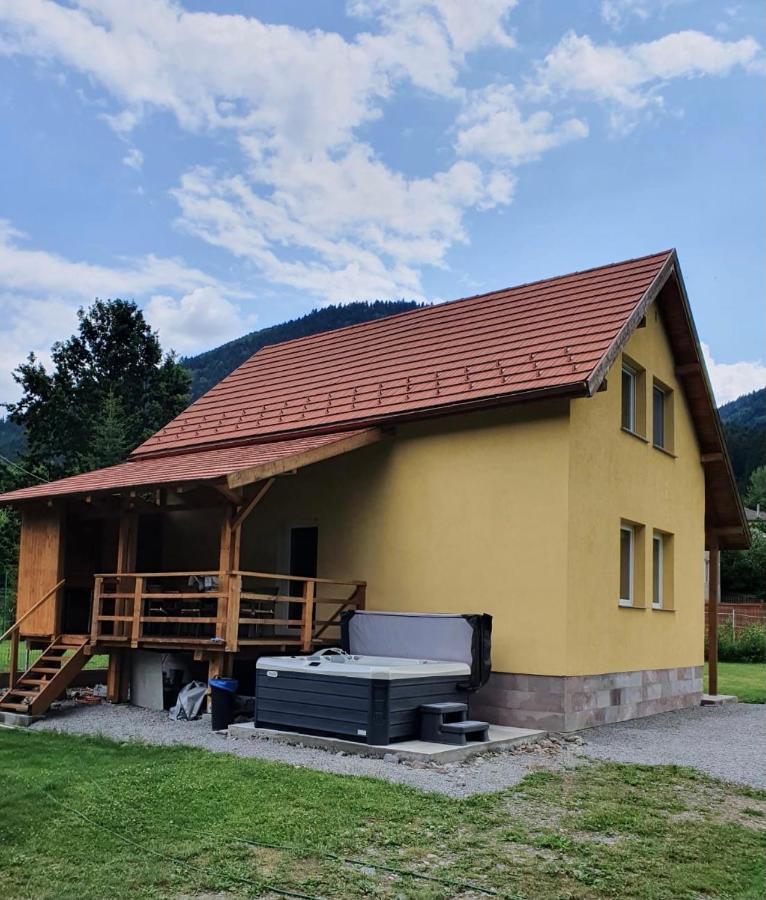 Strada Tiszas Vacation House ไบเลตุชนาด ภายนอก รูปภาพ