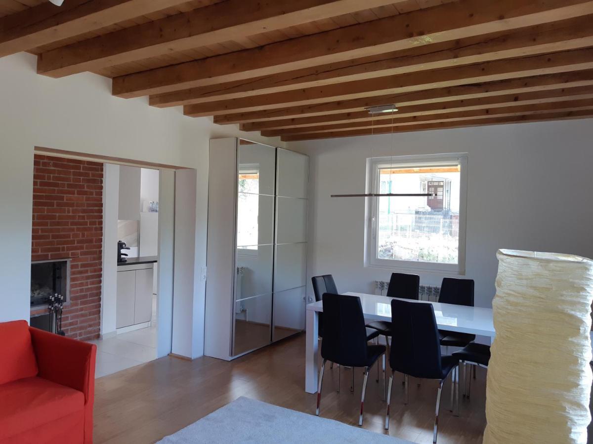 Strada Tiszas Vacation House ไบเลตุชนาด ภายนอก รูปภาพ